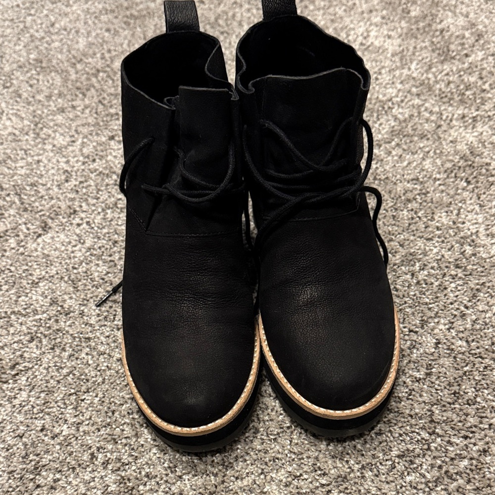 Eileen Fisher Black Ankle Boots with Tan Sole